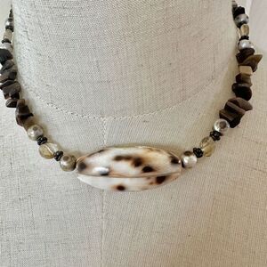 Handpicked lexington sterling silver  Golden coral and shell necklace